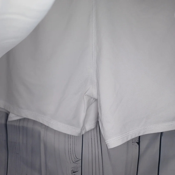 Grand Slam performance tennis skirt with shorts. - Picture 8 of 11